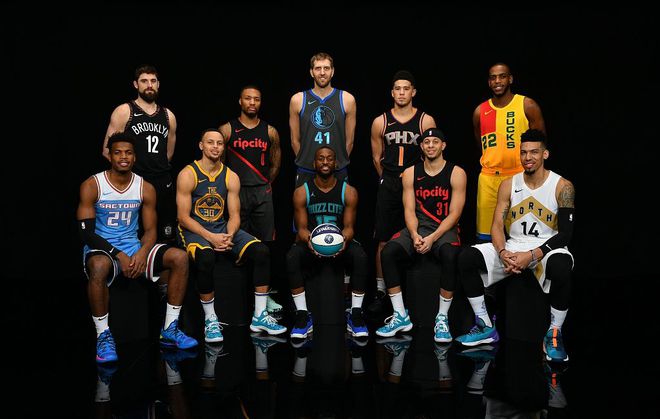 上更加接近 上更加接近