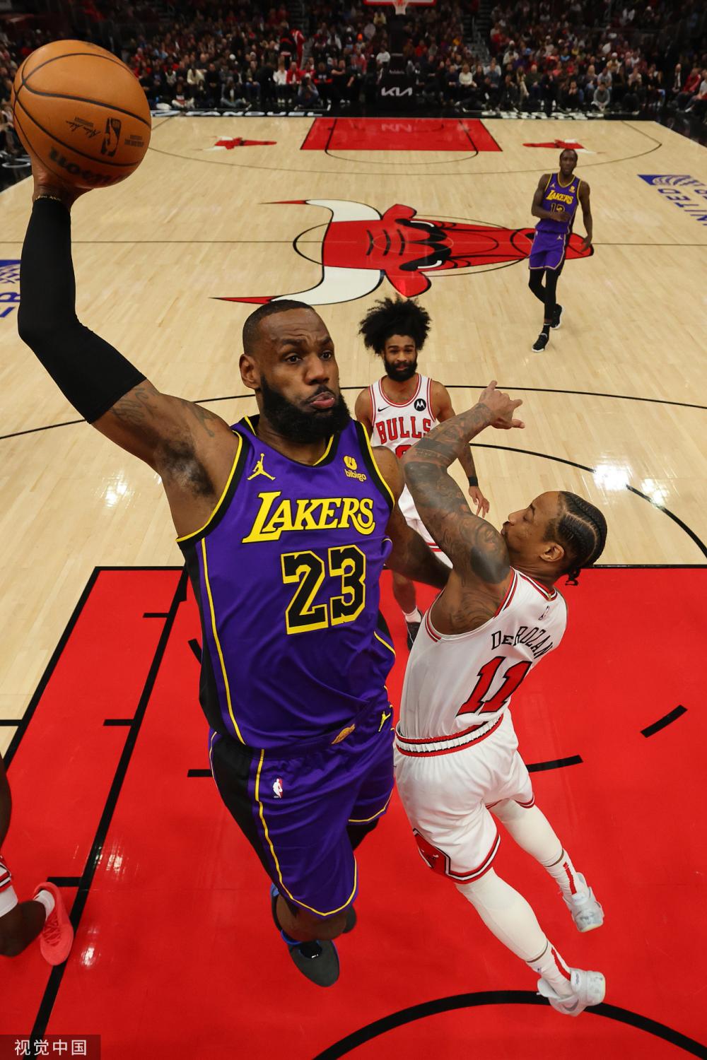 也会让他们 也会让他们